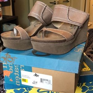 OTBT Brookfield wedge size 9
